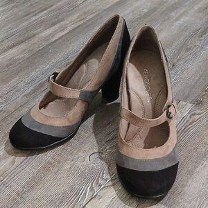 Aerosoles Roler Rink Mary Jane Pumps in Tan Gray Black Sz 7 NWOT